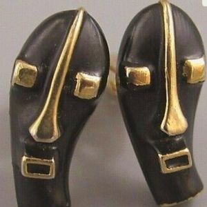 Vintage men's cufflinks African masks with a matching tie pin